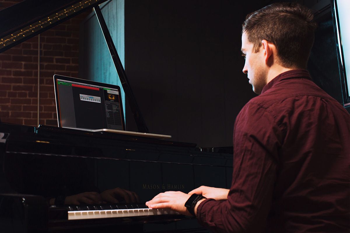  | Thompson Pianos