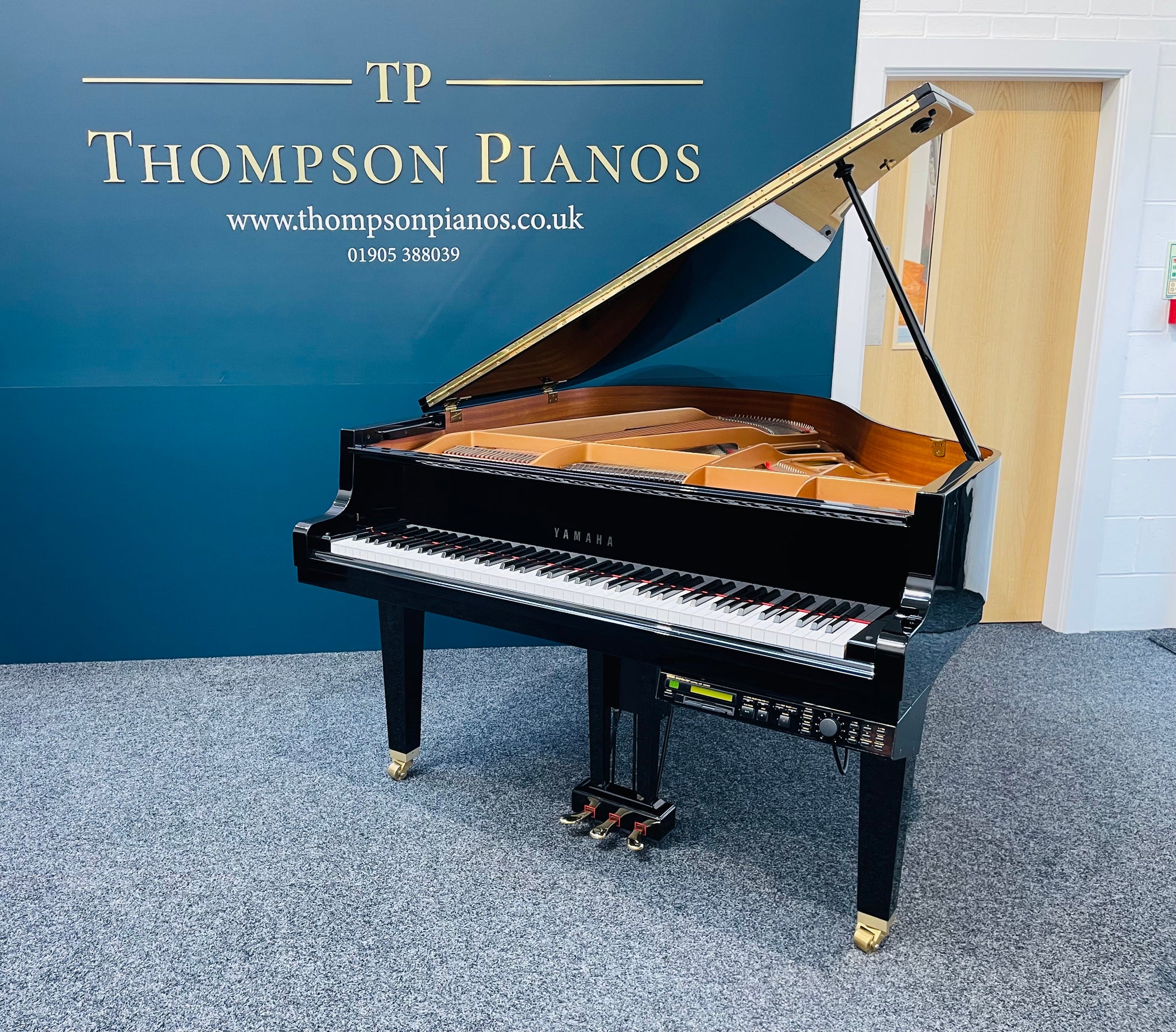 Yamaha GH1 Disklavier, Baby Grand Piano (Self Playing Piano)